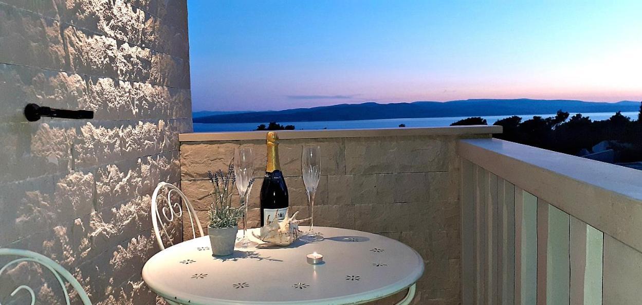 Stone House Bonaca Apartment Baska Voda Bilik gambar