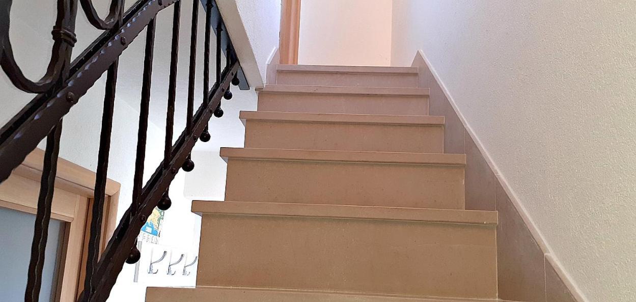 Stone House Bonaca Apartment Baska Voda Bilik gambar