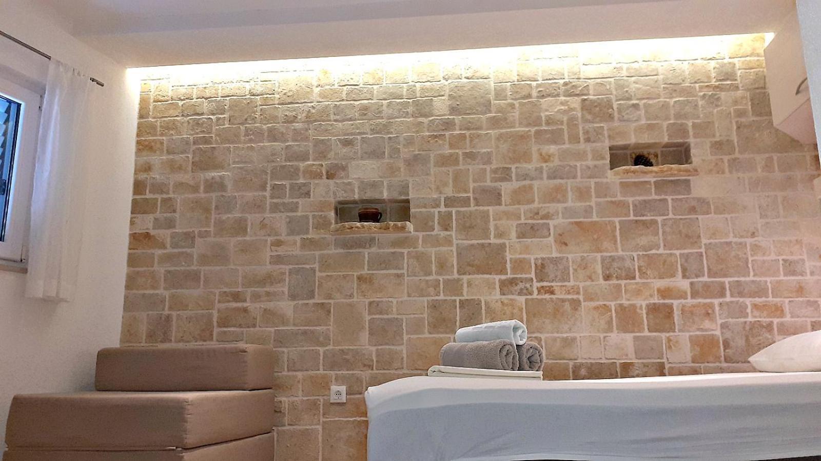 Stone House Bonaca Apartment Baska Voda Bilik gambar